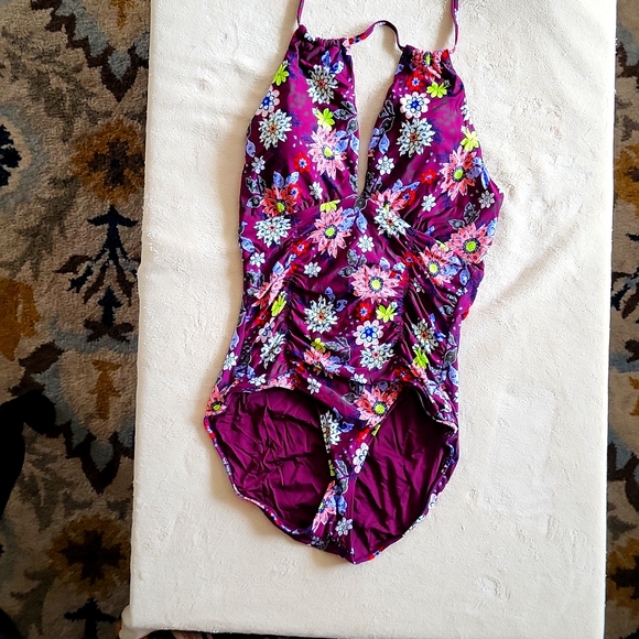 ANNE COLE 1 PIECE SWIM, size 12 multiple  colors, main color is deep  burgundy. - Picture 1 of 7